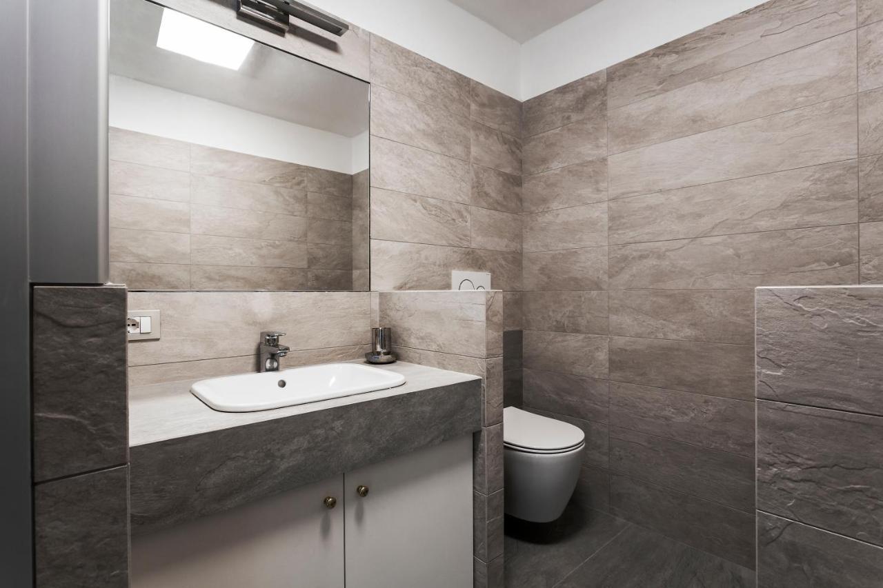 Living Brera, A Unique Experience - Vicolo Fiori Apartment Milan Exterior photo
